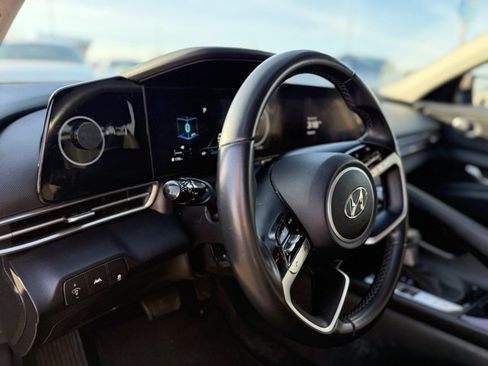 Certified 2023 Hyundai Elantra SEL w/ Convenience Package image 15