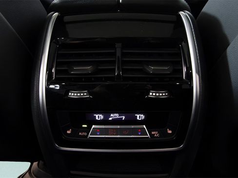 Used 2019 BMW X5 xDrive50i image 23