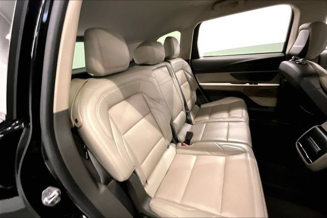 Used 2024 Lincoln Nautilus Premier AWD/4WD image 24