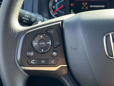 Used 2022 Honda Pilot Sport image 29