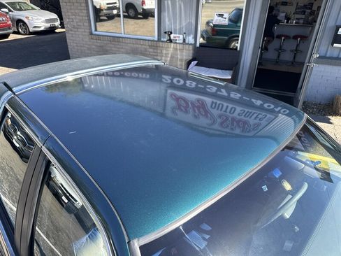 Used 1993 Chrysler LeBaron Landau FWD image 15