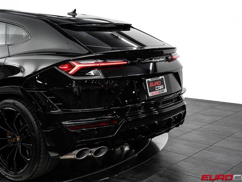 Used 2023 Lamborghini Urus S AWD/4WD image 14