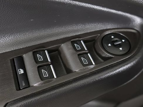 Used 2019 Ford Escape SE FWD image 33
