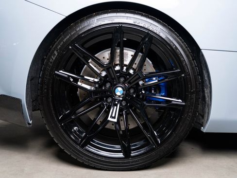 Used 2024 BMW M2 w/ Lighting Package image 23