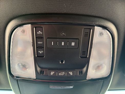 Used 2025 Dodge Durango R/T AWD/4WD image 51