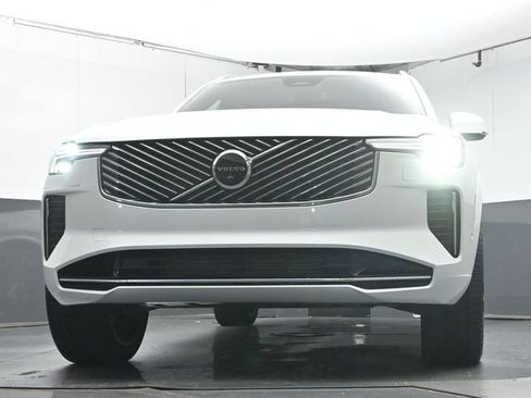 New 2026 Volvo XC90 T8 Plus w/ Protection Package Premier AWD/4WD image 35