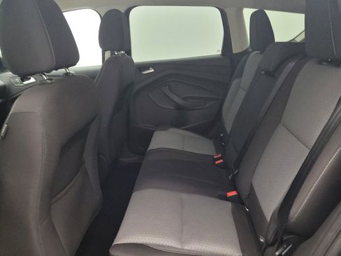 Used 2017 Ford Escape SE w/ SE Cold Weather Package AWD/4WD image 18
