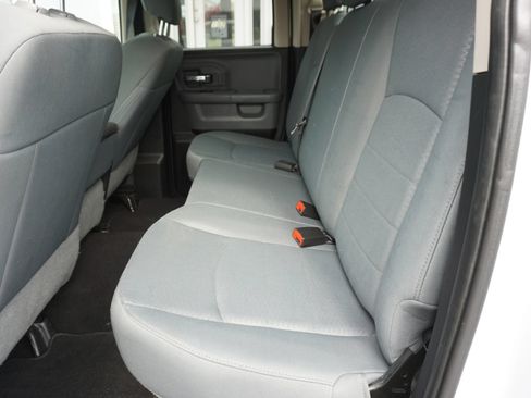 Used 2017 RAM 1500 Classic SLT RWD image 15