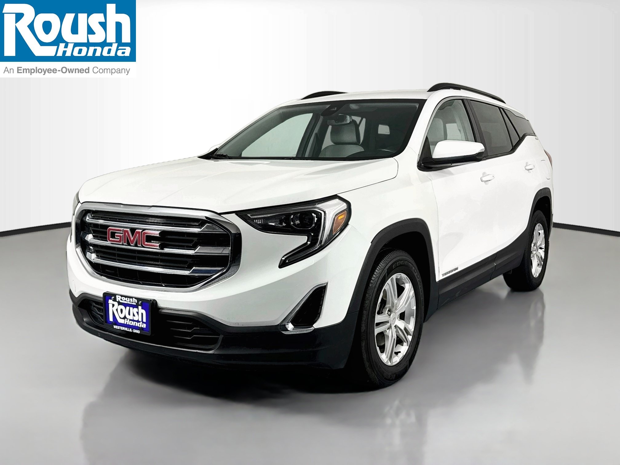 Used 2020 GMC Terrain SLE w/ Driver Convenience Package AWD/4WD image 1