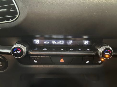 Used 2024 MAZDA CX-30 Carbon image 16