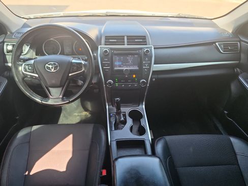 Used 2017 Toyota Camry SE FWD image 20