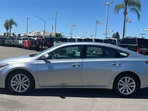 Used 2015 Toyota Avalon XLE Premium FWD image 7