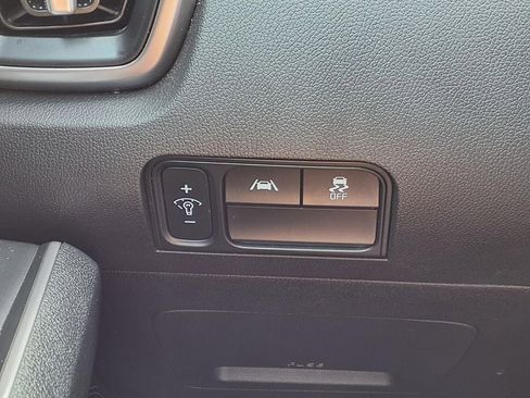 Certified 2022 Kia Sorento S FWD image 23