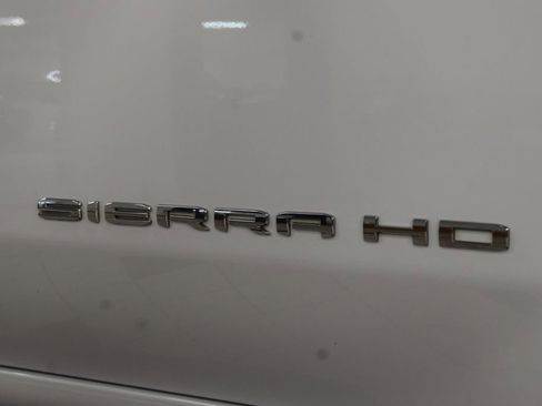 Used 2024 GMC Sierra 2500 Pro AWD/4WD image 18