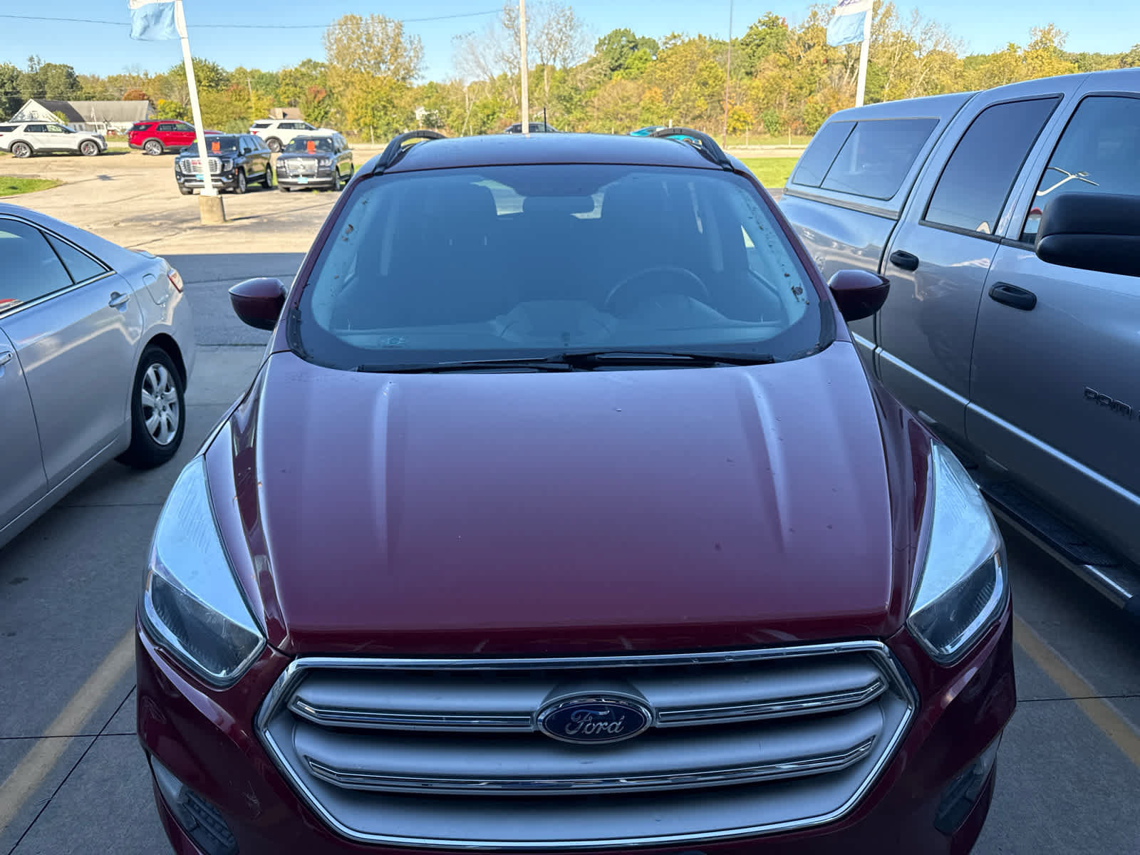Used 2018 Ford Escape SE w/ SE Sync 3 Package FWD image 4