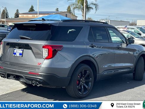 Used 2023 Ford Explorer ST w/ Equipment Group 401A image 4