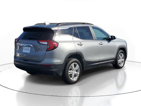 Certified 2023 GMC Terrain SLE w/ Driver Convenience Package AWD/4WD image 4