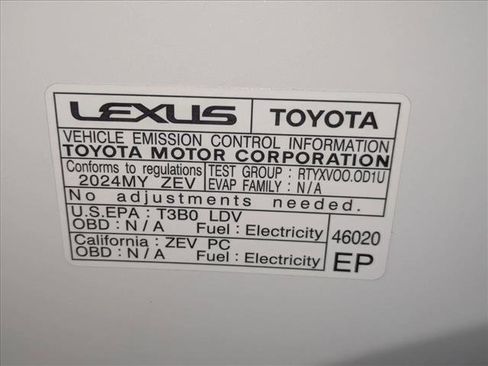 Used 2024 Lexus RZ 450e Premium w/ Technology Package image 26