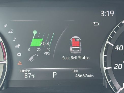 Used 2021 Toyota Highlander XLE AWD/4WD image 24