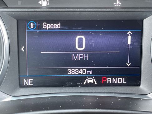 Used 2020 Chevrolet Equinox LT FWD image 11