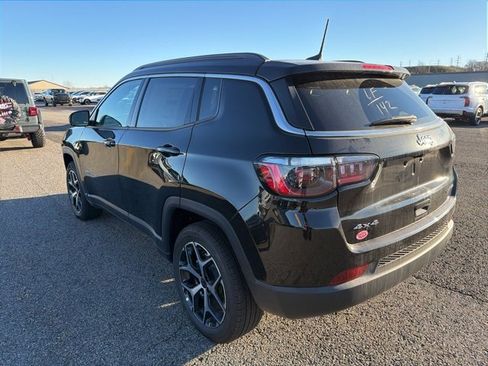 New 2026 Jeep Compass Limited image 5