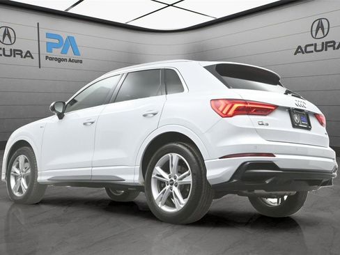 Used 2022 Audi Q3 2.0T Premium Plus w/ Premium Plus Package image 33