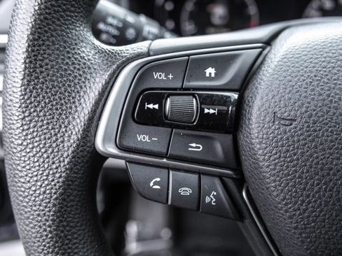 Used 2018 Honda Accord EX image 13