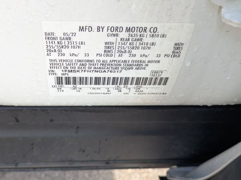 Certified 2022 Ford Explorer Limited w/ Equipment Group 301A image 44