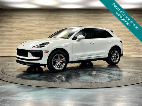 Used 2023 Porsche Macan AWD/4WD image 5
