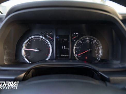 Used 2021 Toyota 4Runner TRD Off-Road Premium image 30