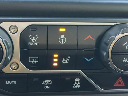 Certified 2022 Jeep Wrangler Unlimited Rubicon image 21