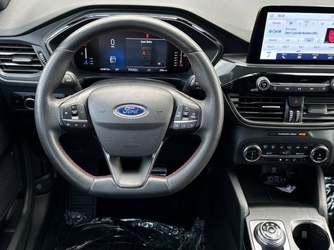 Certified 2023 Ford Escape ST-Line AWD/4WD image 14