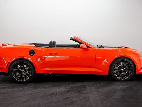 Used 2019 Chevrolet Camaro ZL1 image 8