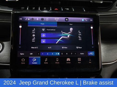 Used 2024 Jeep Grand Cherokee L Limited w/ Luxury Tech Group II image 20