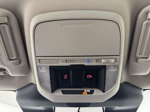 Used 2023 Subaru Forester AWD/4WD image 25