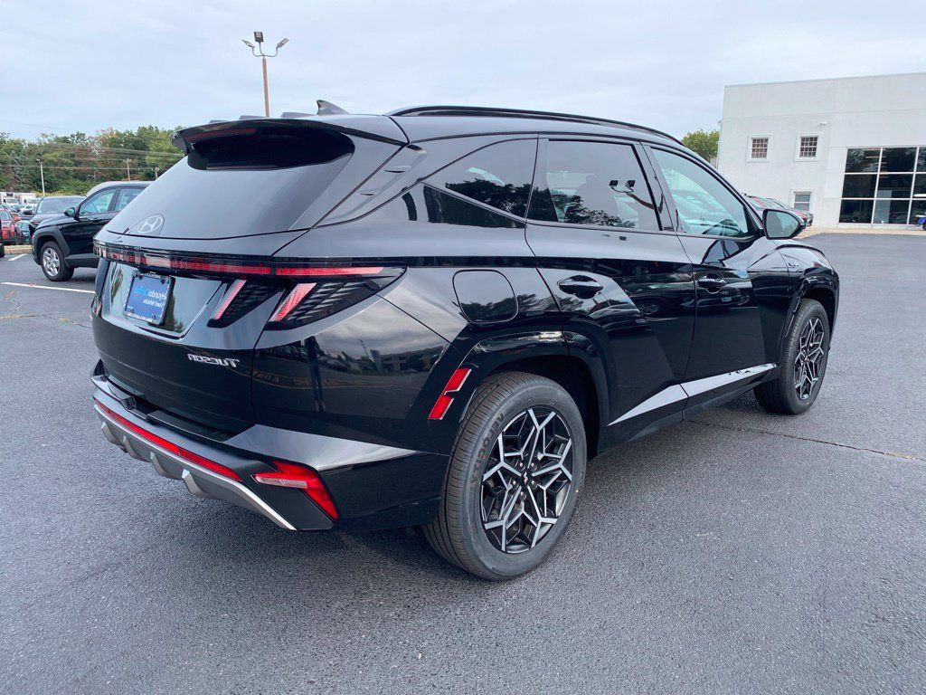 Certified 2023 Hyundai Tucson N Line AWD/4WD image 4