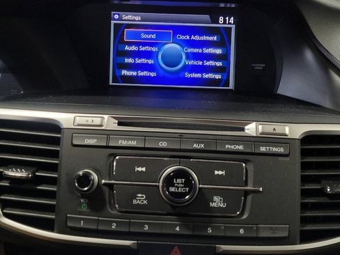 Used 2016 Honda Accord LX image 25