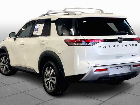 Used 2022 Nissan Pathfinder SL w/ SL Black Package image 12
