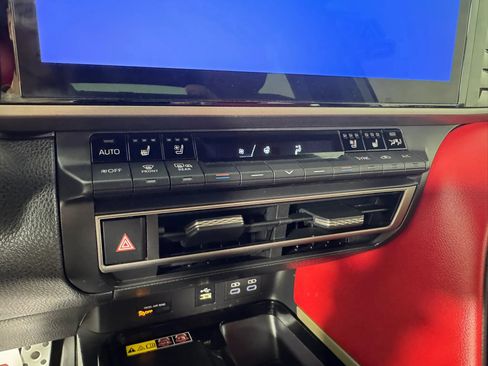 Used 2025 Toyota Camry XSE w/ Premium Plus Package AWD/4WD image 26