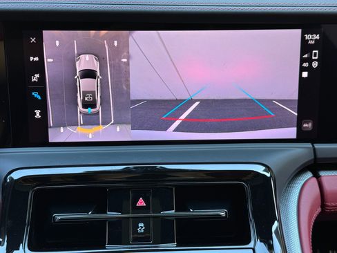 Used 2025 Porsche Panamera 4S w/ Premium Package image 34