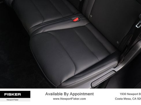 Used 2024 Tesla Model X image 17