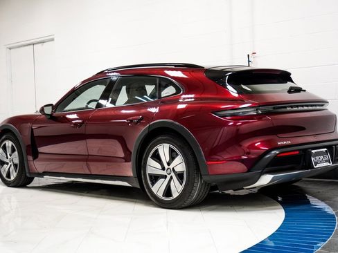 Used 2022 Porsche Taycan 4 Cross Turismo image 7