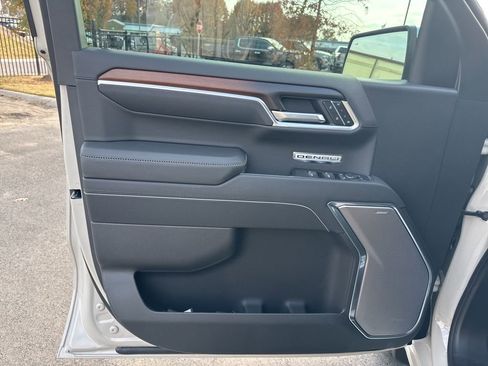 New 2026 GMC Sierra 1500 Denali image 11