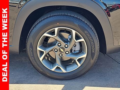 New 2025 Chevrolet Trax LT w/ Driver Confidence Package image 37