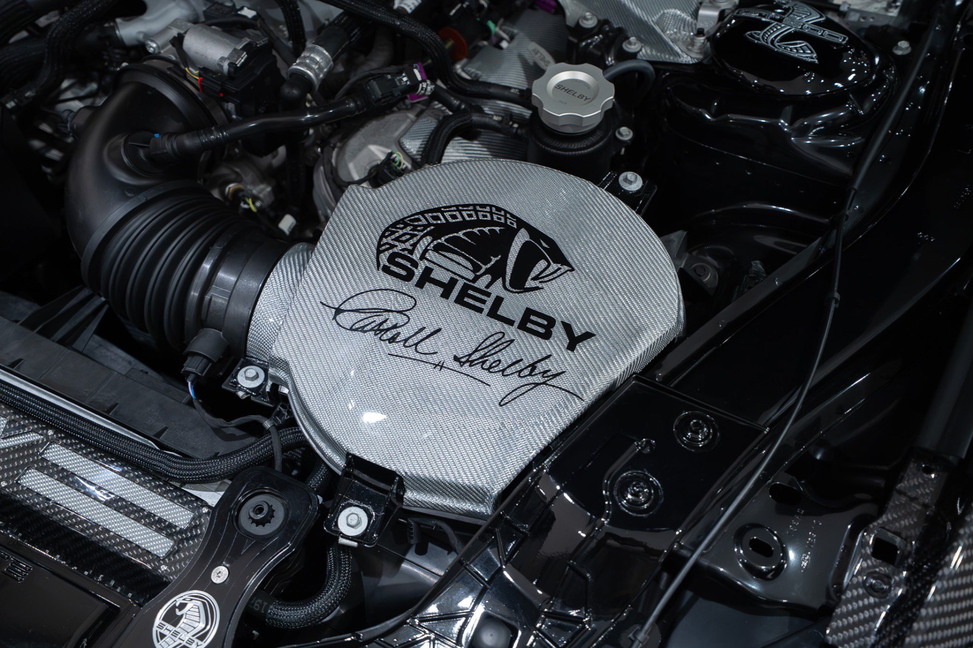 Used 2022 Ford Mustang Shelby GT500 w/ Carbon Fiber Track Pack RWD image 78