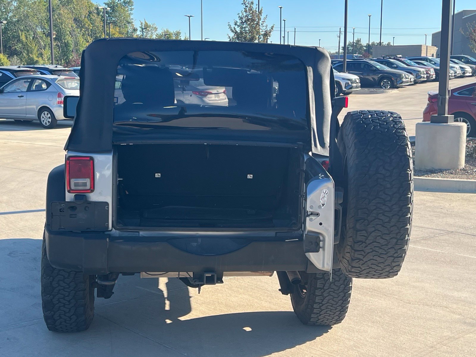 Used 2015 Jeep Wrangler Sport AWD/4WD image 24