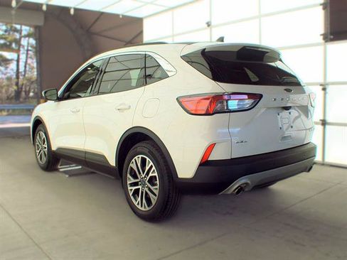 Used 2022 Ford Escape SEL AWD/4WD image 7