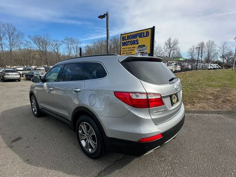 Used 2014 Hyundai Santa Fe GLS image 7
