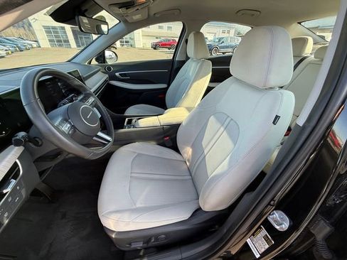 Used 2025 Hyundai Sonata SEL image 16