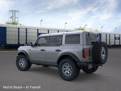 New 2025 Ford Bronco Badlands image 4